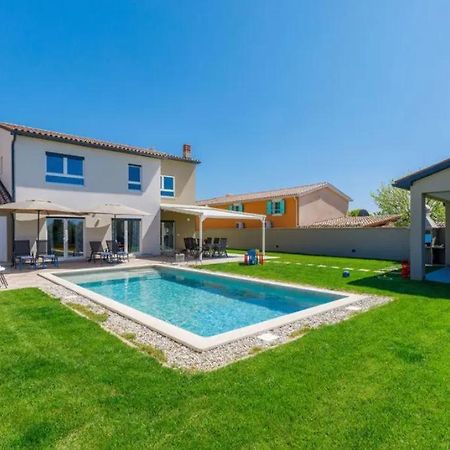 Villa Edi-Heated Pool & E-Bike Šišan Екстериор снимка